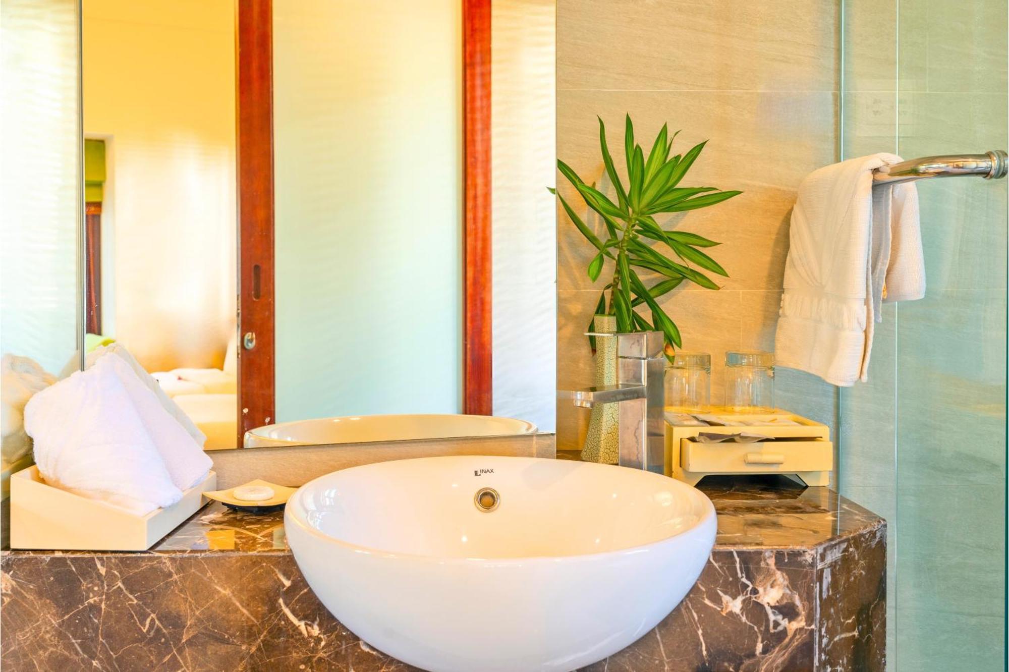 Happy Life Memories Hoi An Hotel & Spa Luaran gambar